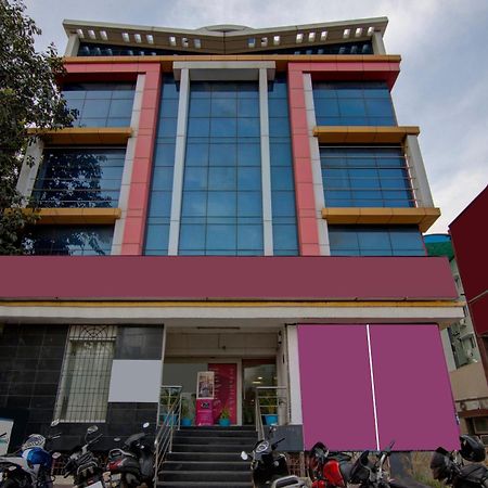 Hotel O K S N Residency Pedda Waltair Exterior photo
