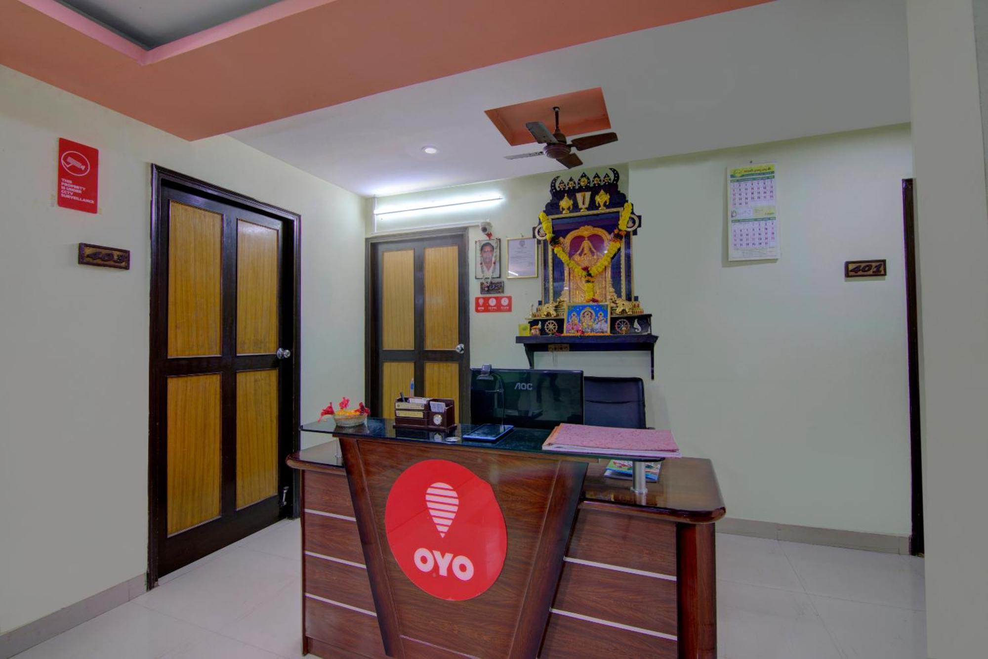 Hotel O K S N Residency Pedda Waltair Exterior photo